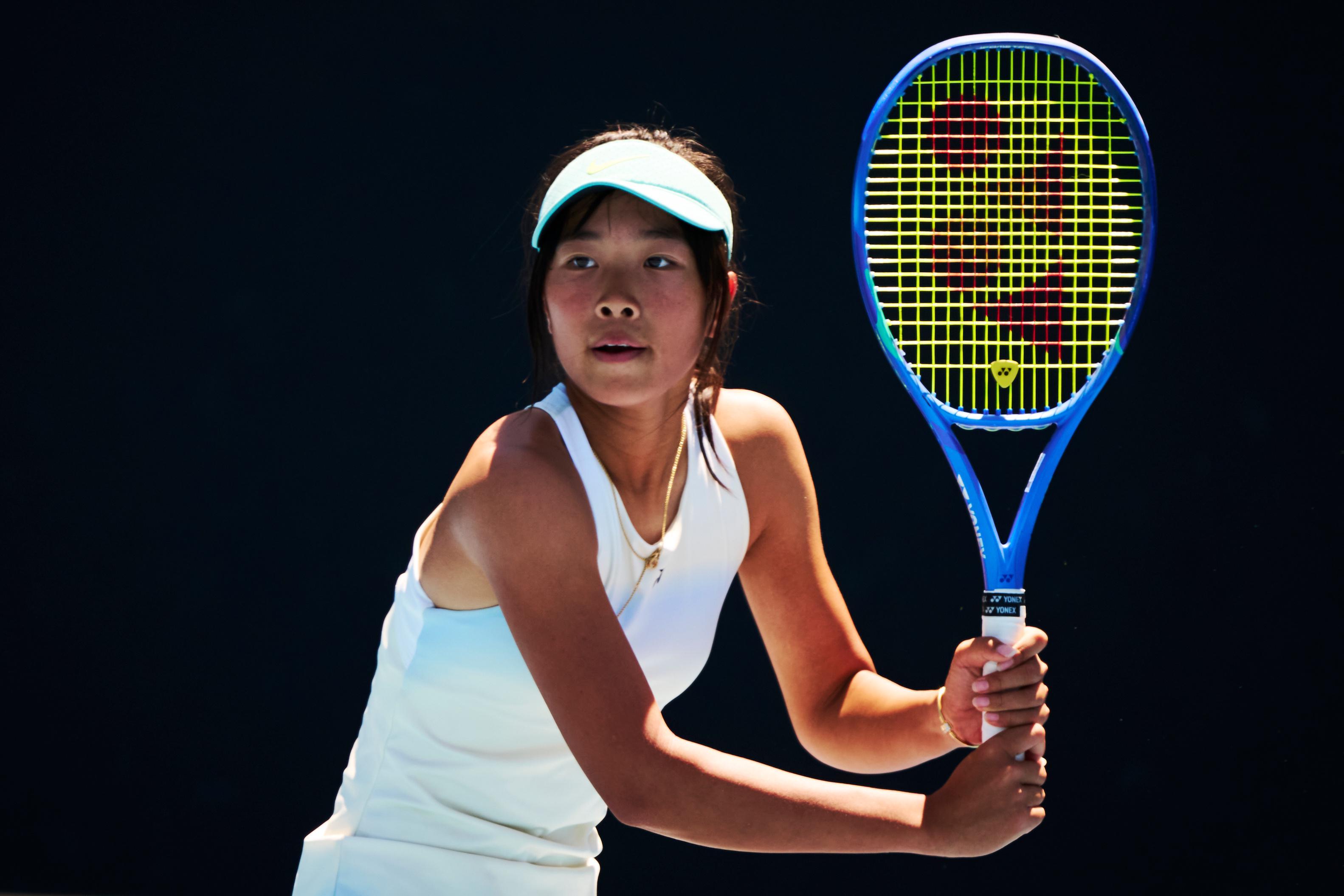 乐鱼游戏-2-1进决赛冲冠！中国女网又一15岁新星崛起：8朵小花看齐郑钦文